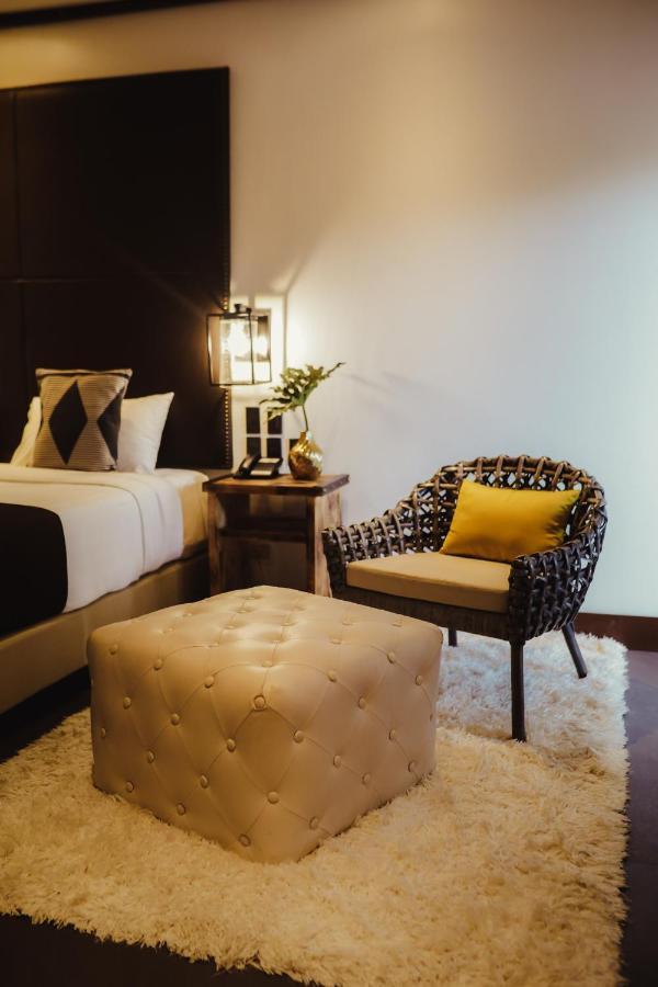 The Bourke Hotel Davao City Eksteriør bilde